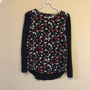 Cute Ann Taylor long sleeve shirt. XS Petite